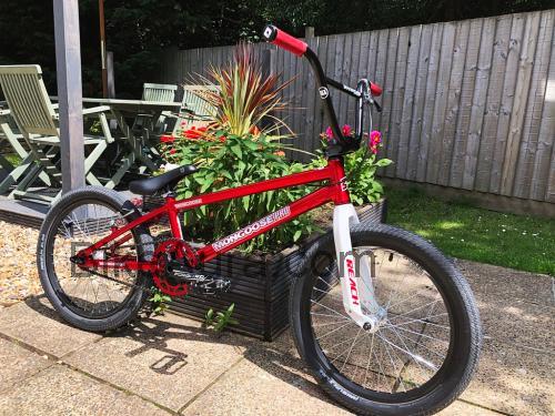 Mongoose Title Pro ficha tecnica